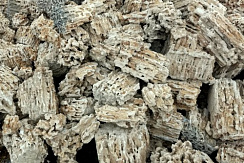 Kamenclub.ru: Крымский природный меотис фр. 100-500 мм.  купить в Волгограде    6 500 руб/т   фото КАМЕНЬ КЛУБ
