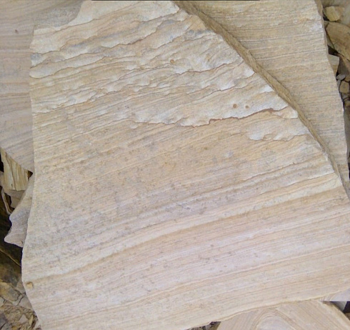 Kamenclub.ru: Песчаник пластушка желтый с рисунком (4-6 см)  купить в Волгограде плитняк пластушка желтый с рисунком песчаник 9 000 руб/м3   фото КАМЕНЬ КЛУБ